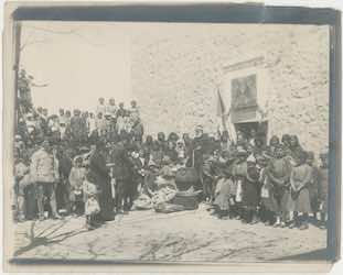 À leur débarquement au Liban en 1918, les militaires français organisent des soupes populaires