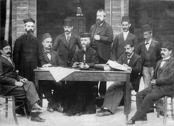Ce séminaire sera transféré à Beyrouth en 1875 et devient le noyau de l’université Saint-Joseph.