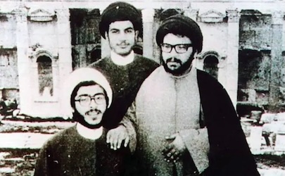 En 1982, Amal se divise en Amal et Amal islamique qui devient le Hezbollah sous l’influence d’une génération fasciné par la révolution iranienne. 